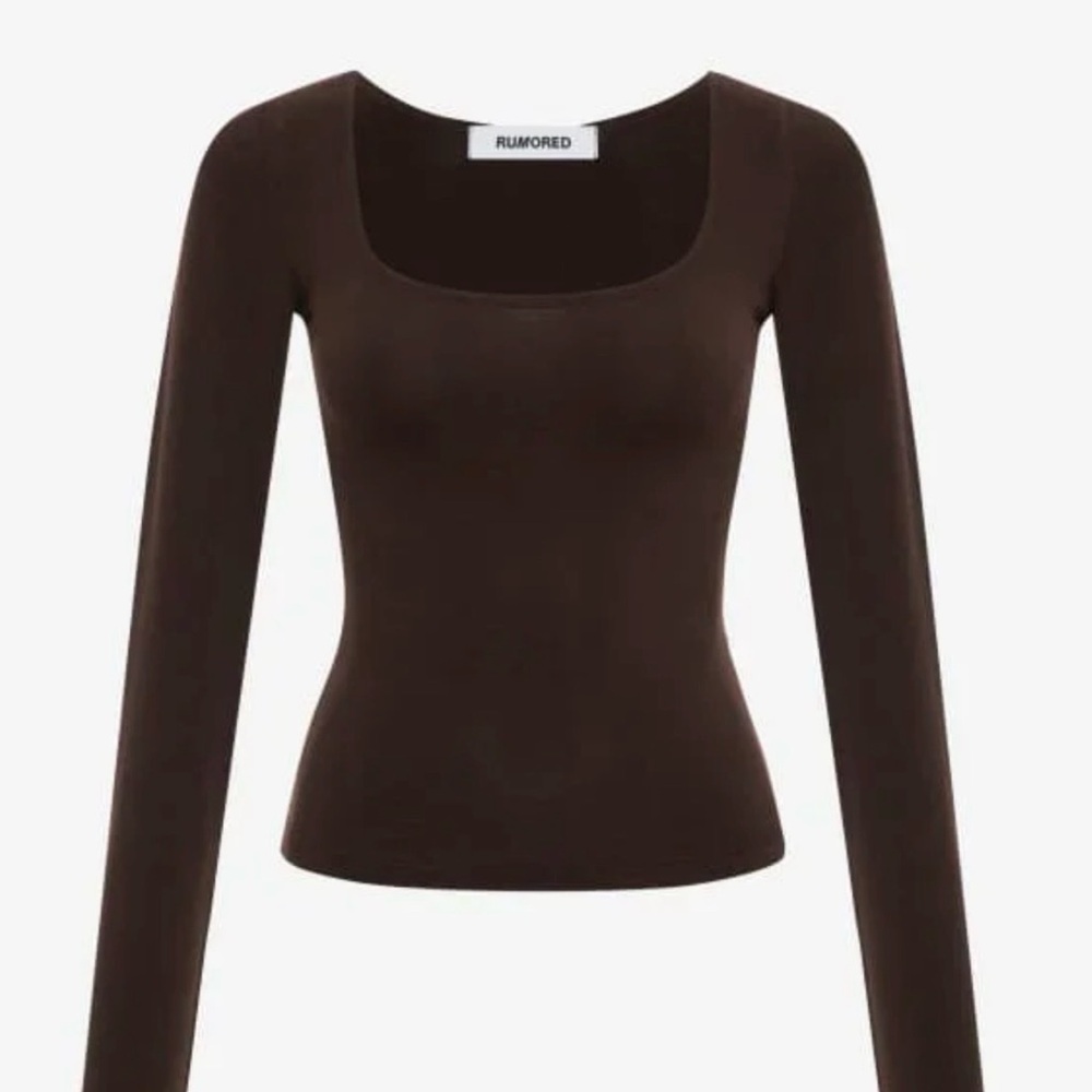 Rumored brand stretchy scoopneck top